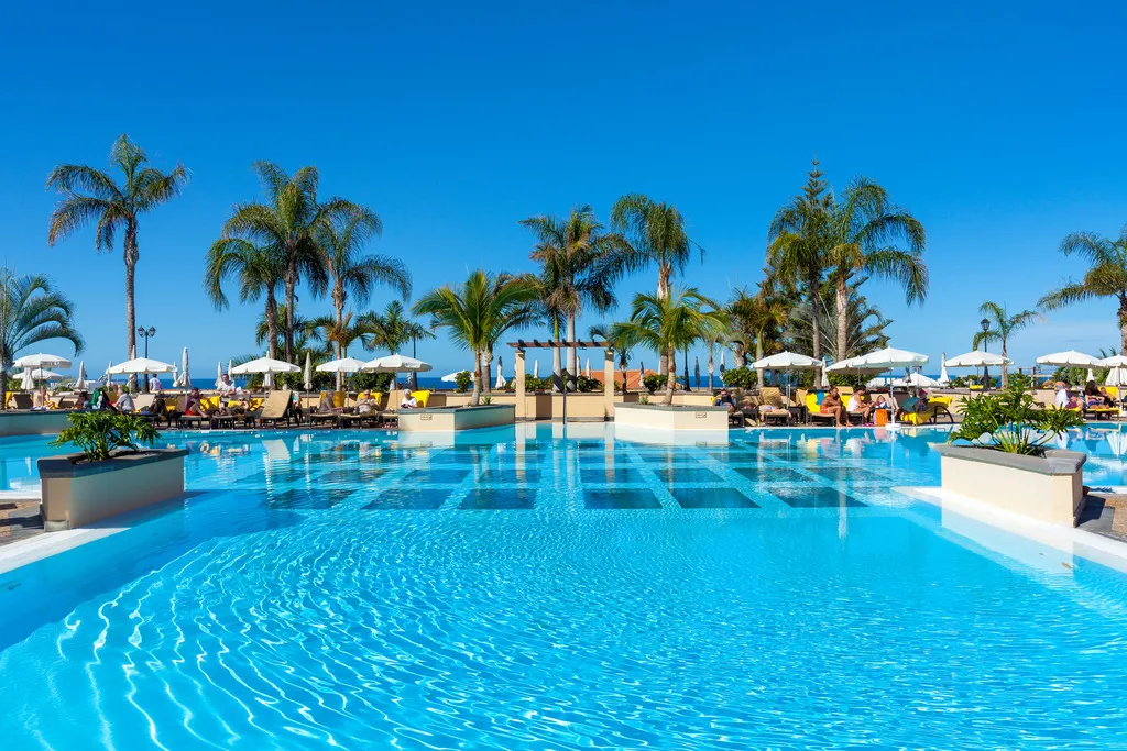 Pool, GF Gran Costa Adeje, Tenerife