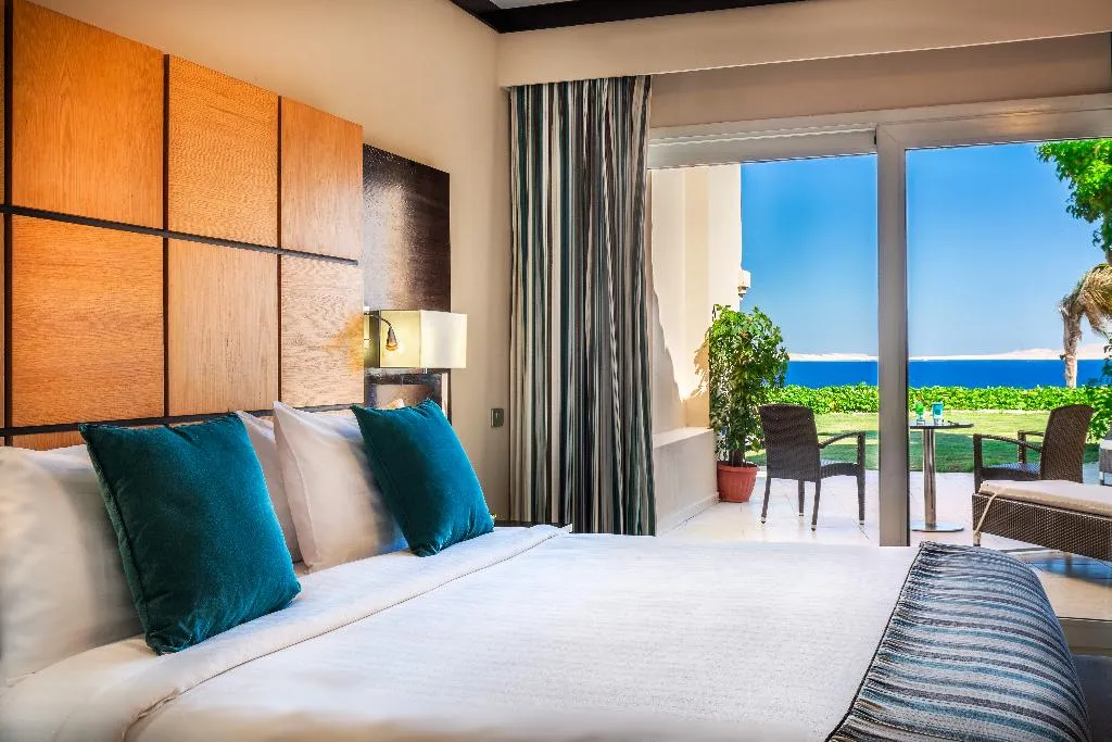 JUNIOR SUITE STANDARD Room, Cleopatra Luxury Resort Sharm El Sheikh, Red Sea Riviera