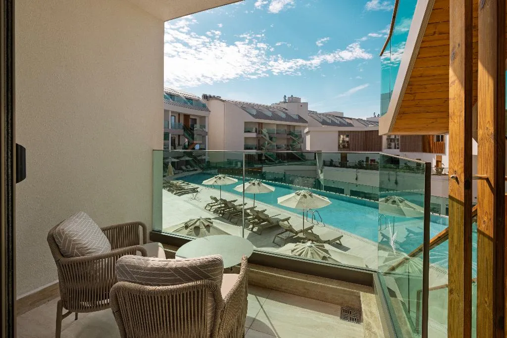 DOUBLE POOL VIEW Room, Liberty Signa Hotel, Dalaman