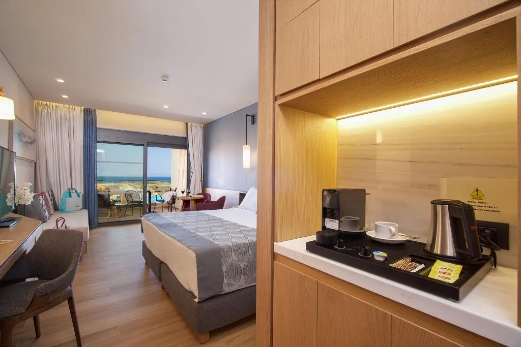 JUNIOR SUITE WITH BALCONY Room, Apollonion Asterias Resort & Spa, Kefallinia