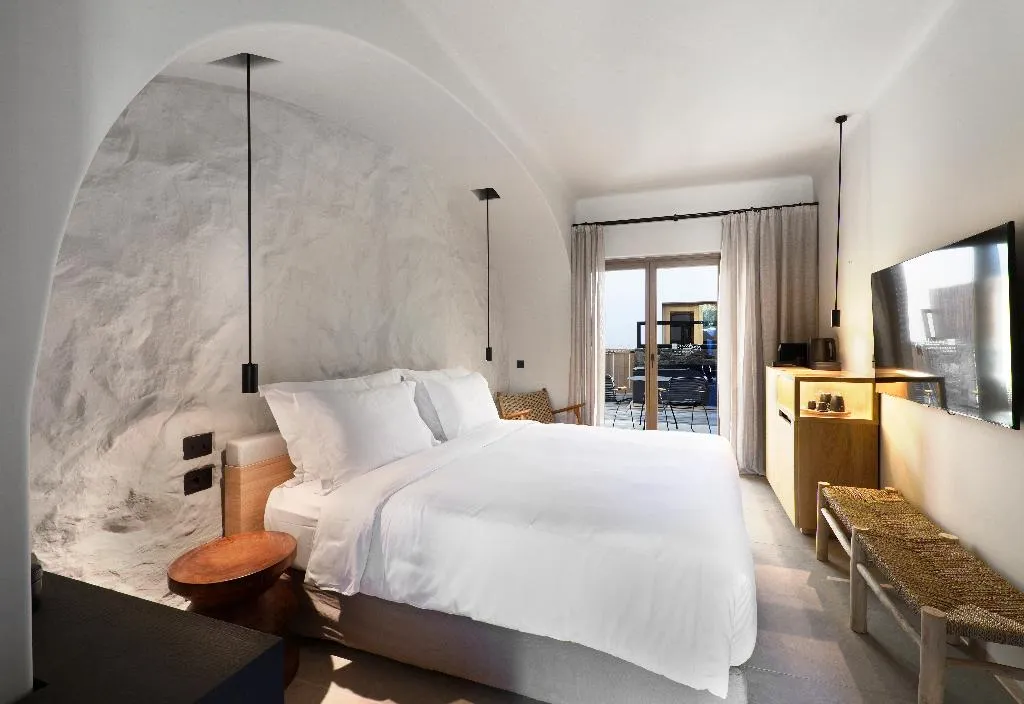 Double or Twin PREMIUM Room, Radisson Blu Zaffron Resort, Santorini