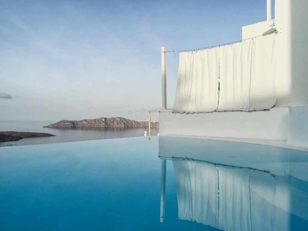 General view, Cosmopolitan Suites, Santorini