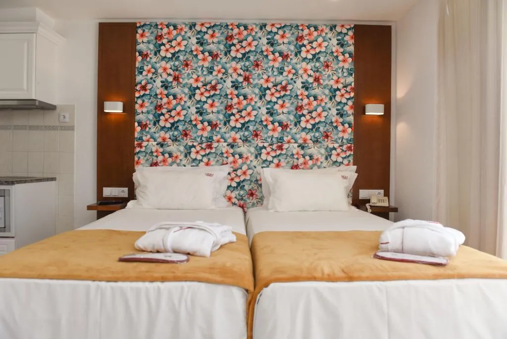 DOUBLE LUXURY Room, Muthu Clube Praia da Oura, Algarve
