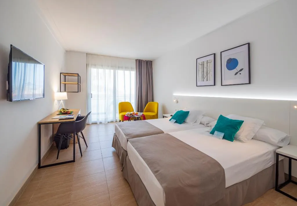 Room, DWO Sirius, Costa Brava