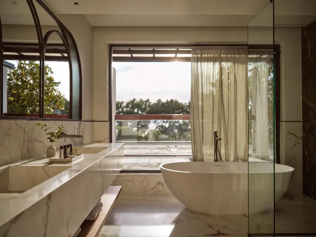 SUITE SEA FRONT Room, Eagles Palace, Small Luxury Hotels Of The World, Thessaloniki