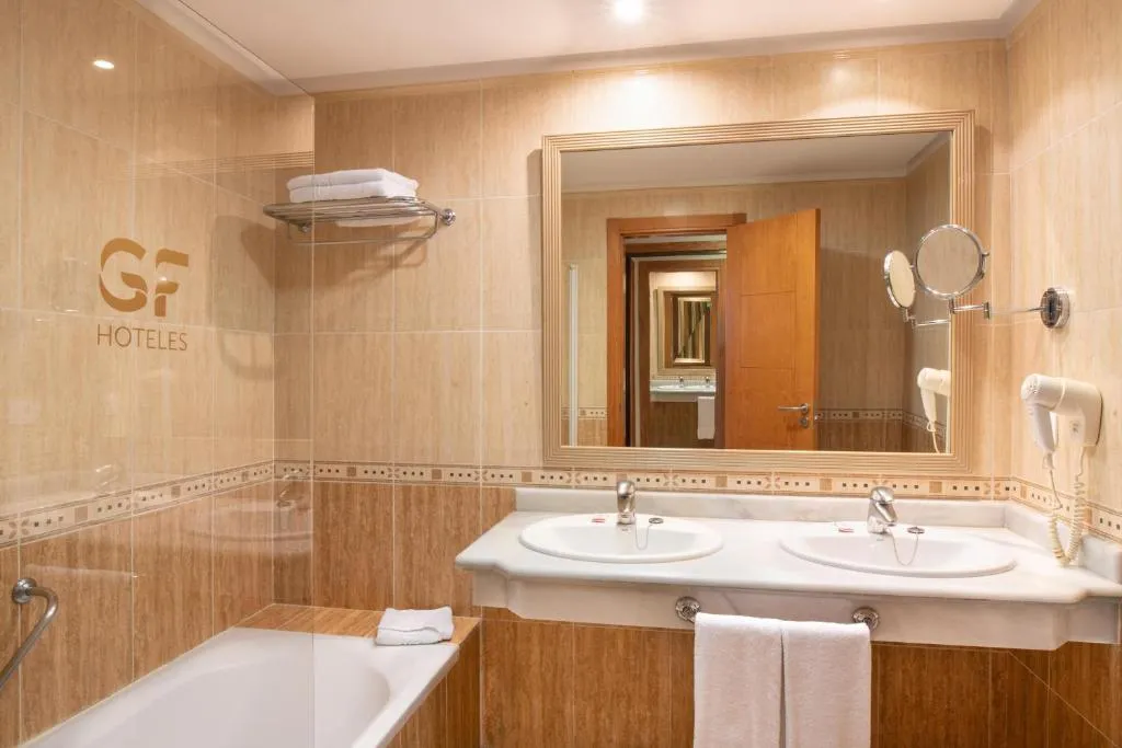 Double or Twin STANDARD Room, GF Fañabe, Tenerife