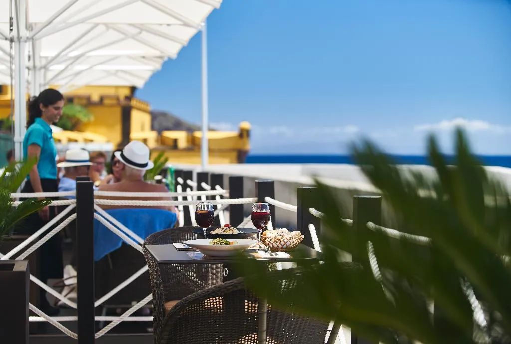 Bar, PortoBay Santa Maria, Madeira