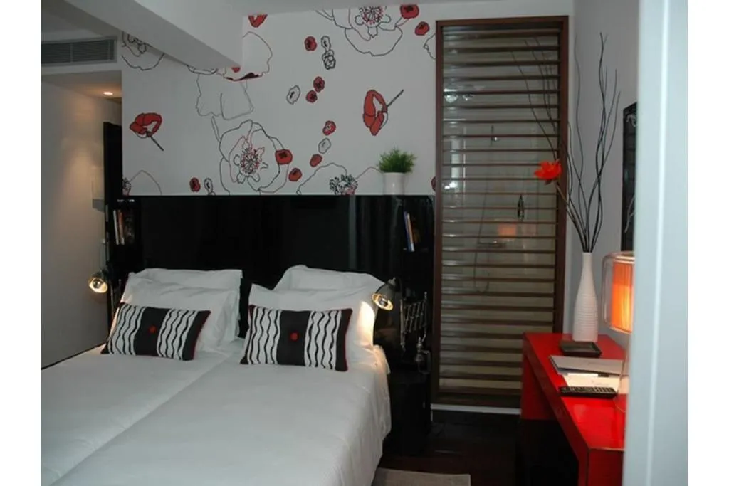 Double or Twin STANDARD Room, Porto Trindade Hotel, Porto