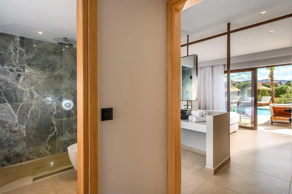 FAMILY ROOM STANDARD Room, Stella Palace, Crete