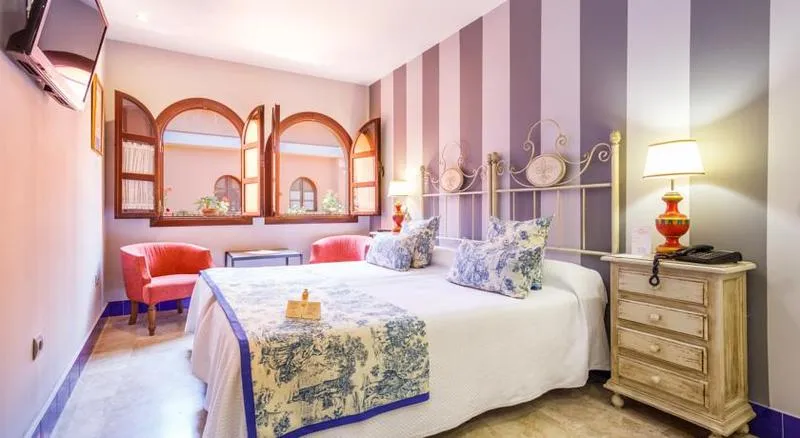 Double or Twin STANDARD Room, Patio de la Alameda, Seville
