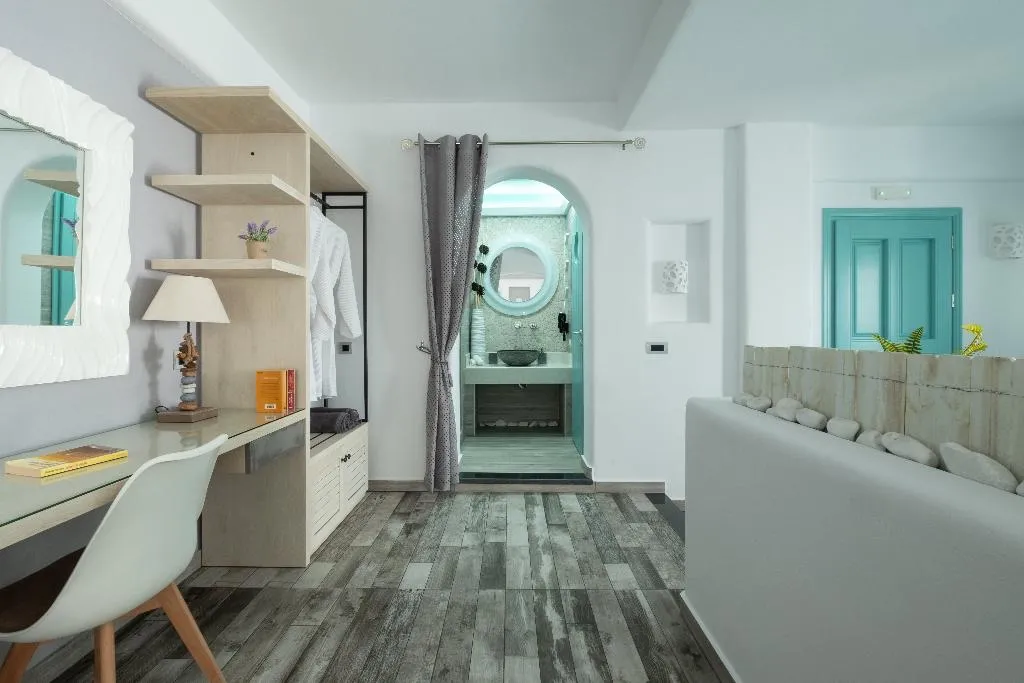 SUITE WITH JACUZZI Room, Anastasia Princess Luxury Beach Residence, Santorini