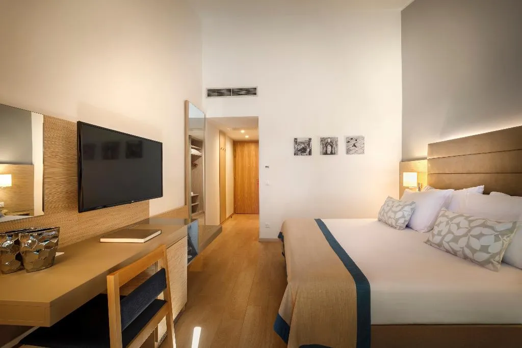 TWIN CLASSIC Room, Valamar Argosy Hotel, Dubrovnik