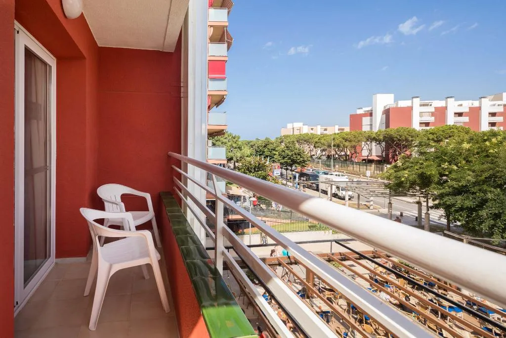 TRIPLE STANDARD Room, htop Summer Sun, Costa Brava