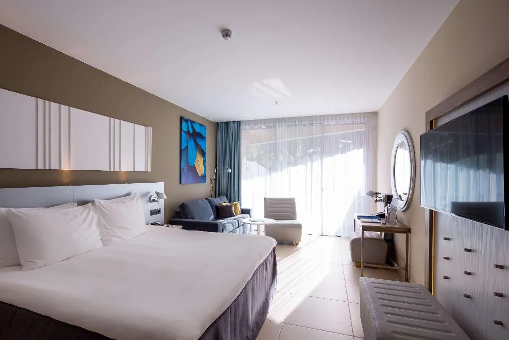 Room WITH BALCONY Room, Radisson Blu Resort & Spa Gran Canaria Mogan, Gran Canaria