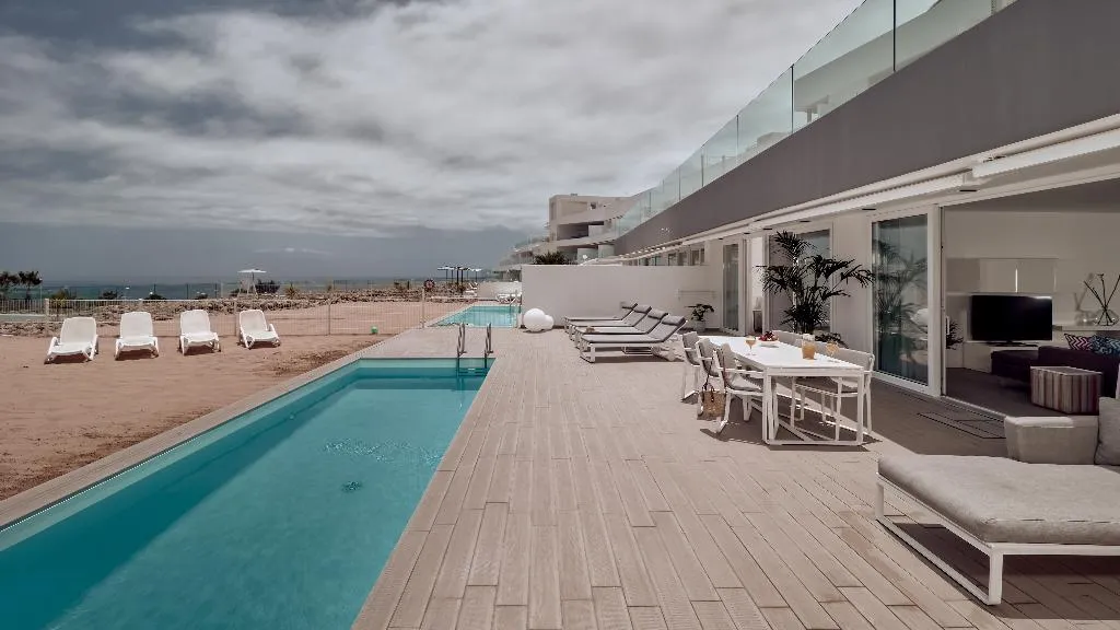 SUITE THREE BEDROOMS WITH PRIVATE POOL Room, Domes Baobab Suites, Tenerife
