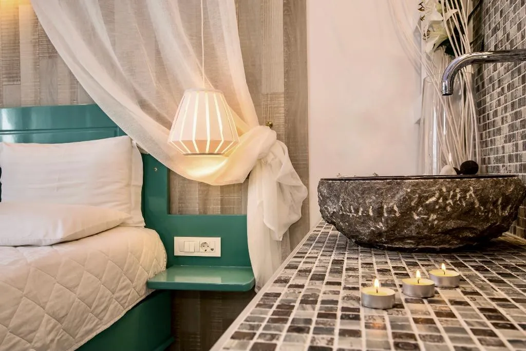 STUDIO SUPERIOR GARDEN VIEW Room, Anastasia Princess Luxury Beach Residence, Santorini