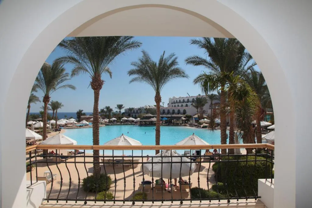 SUITE SUPERIOR POOL VIEW Room, Savoy Sharm El Sheikh, Red Sea Riviera
