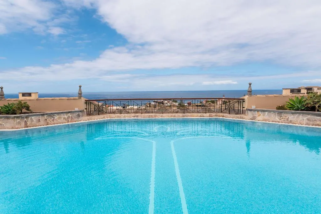 Pool, GF Gran Costa Adeje, Tenerife