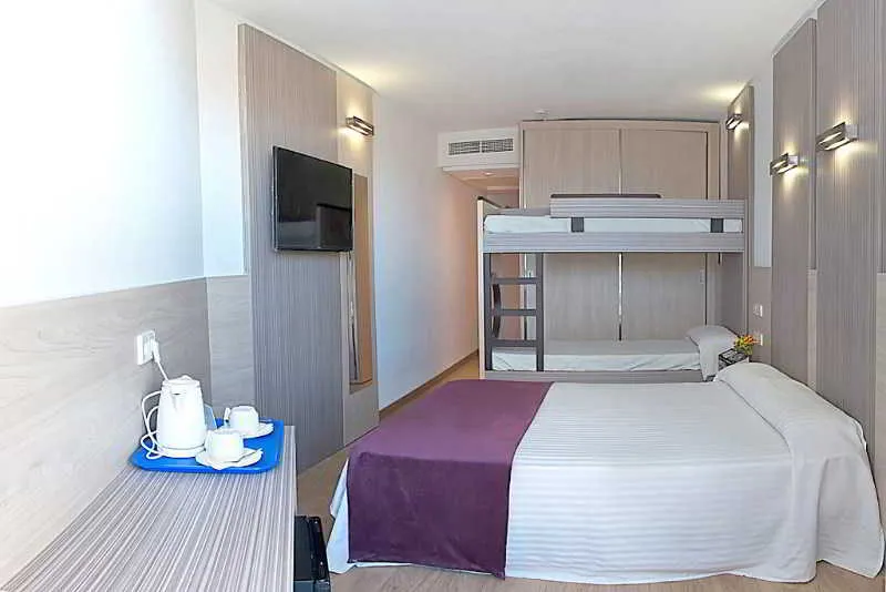Room, Club Mac Alcudia Resort & Waterpark, Majorca
