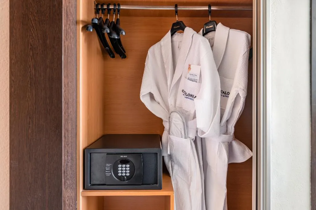 DOUBLE SINGLE USE PREMIUM Room, Catalonia Oro Negro Hotel, Tenerife