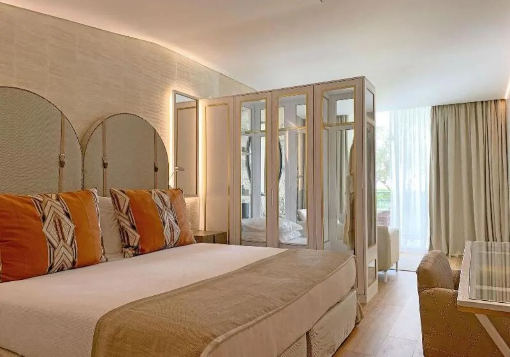 JUNIOR SUITE SEA VIEW CAPACITY 2 Room, VidaMar Resort Hotel Madeira, Madeira