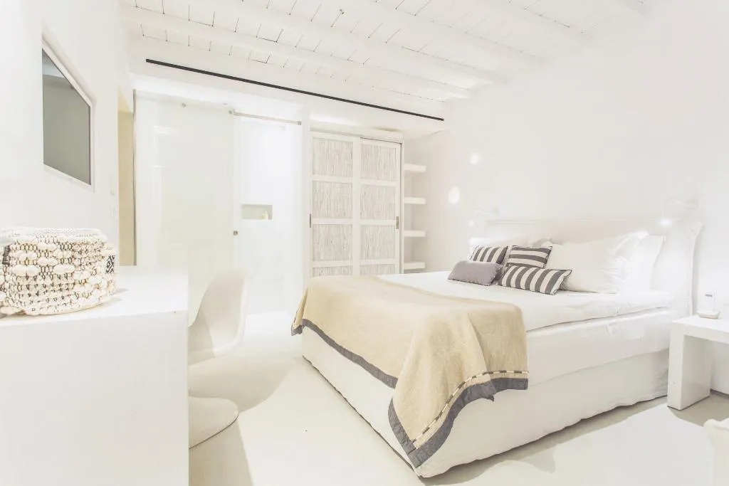 DOUBLE SUPERIOR SEA VIEW Room, Ostraco Suites, Mykonos