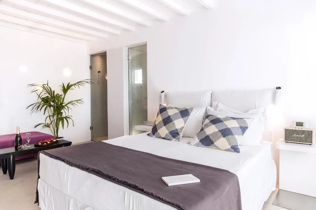DOUBLE SUPERIOR SEA VIEW Room, Ostraco Suites, Mykonos