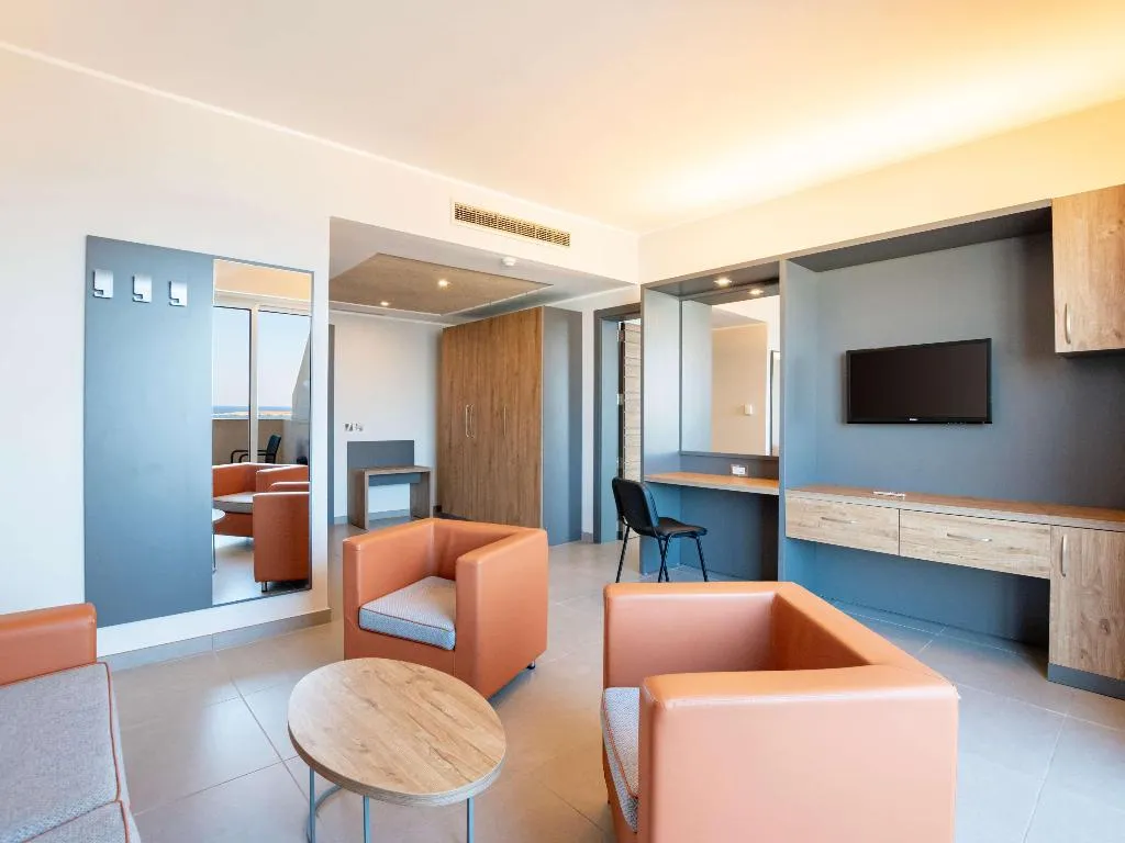 SUITE SEA VIEW ONE BEDROOM Room, DoubleTree by Hilton Malta, Malta