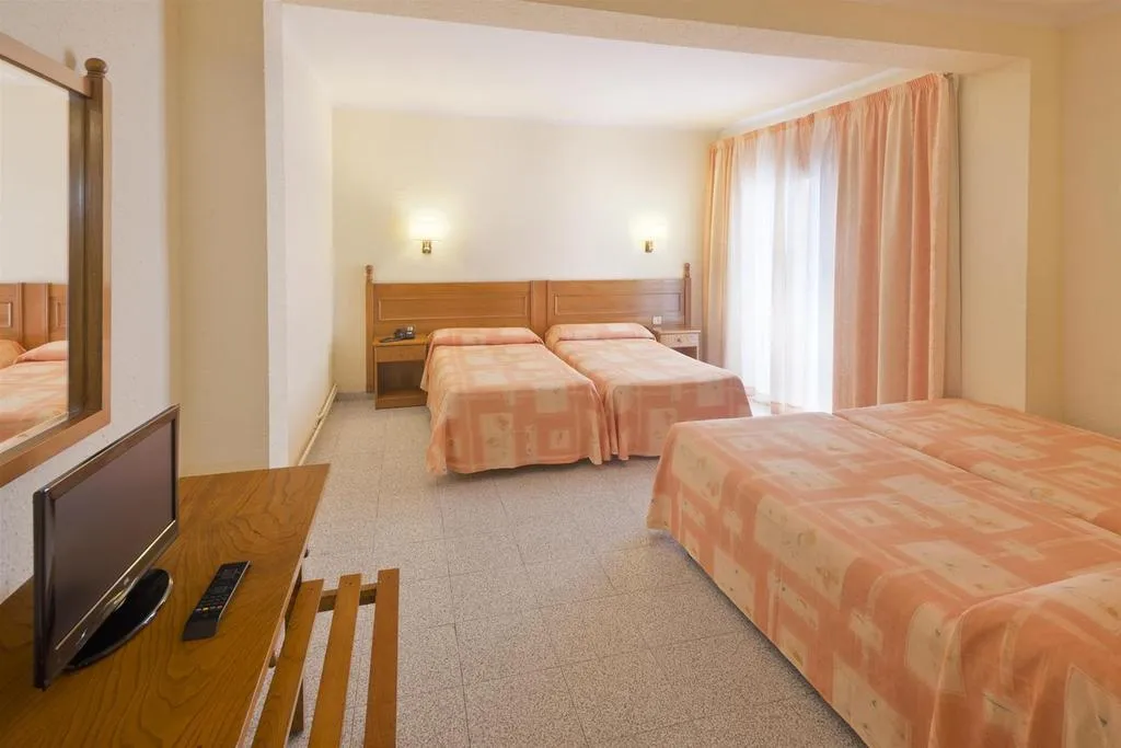 Room, Hotel Sorra Daurada Splash, Costa Brava