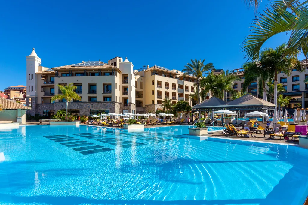 Pool, GF Gran Costa Adeje, Tenerife