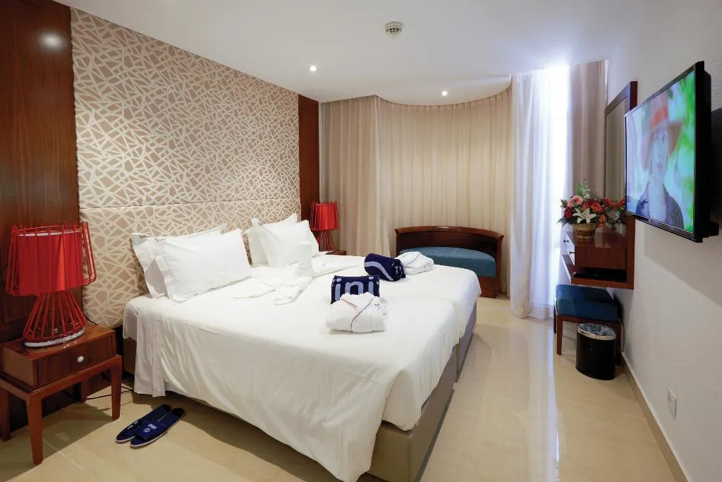 APARTMENT SEA VIEW TWO BEDROOMS Room, Muthu Clube Praia da Oura, Algarve
