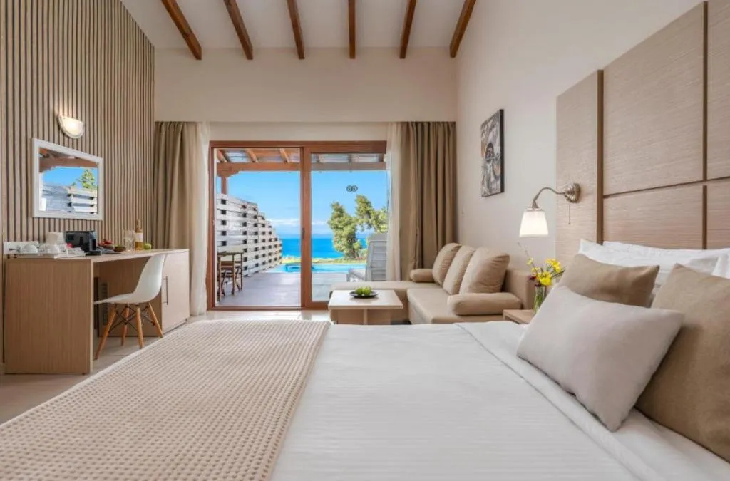 JUNIOR SUITE PROMO Room, Alia Palace Hotel, Halkidiki