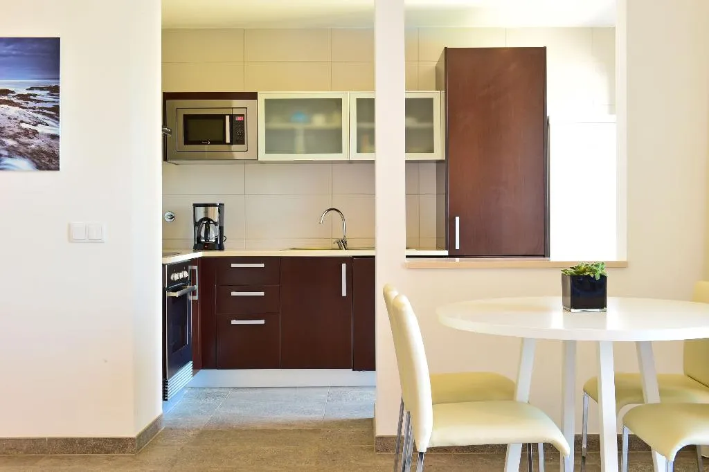APARTMENT THREE BEDROOMS Room, Algarve Race Apartments, Algarve