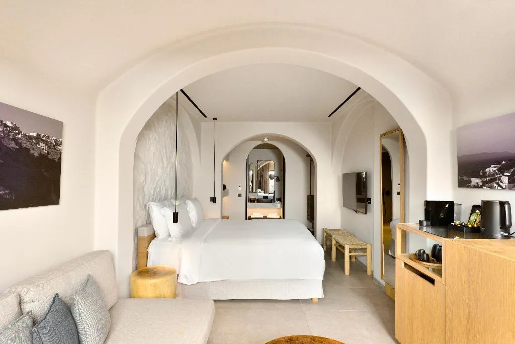Double or Twin PREMIUM Room, Radisson Blu Zaffron Resort, Santorini
