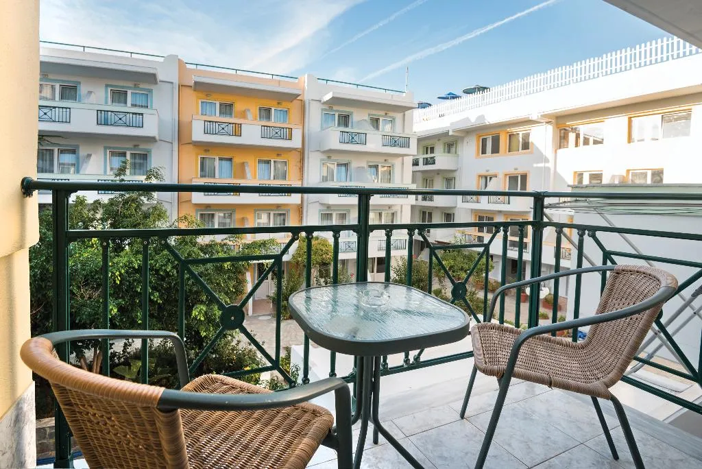 Double or Twin LAND VIEW Room, Kosta Palace City Hotel, Kos