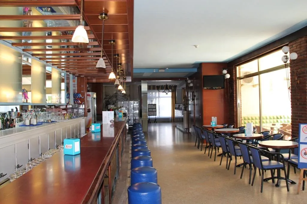 Bar, Terramar Hotel, Costa Brava