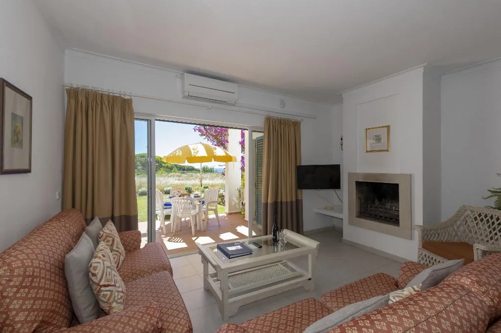 VILLA SEA VIEW TWO BEDROOMS Room, Rocha Brava Village Resort, Algarve