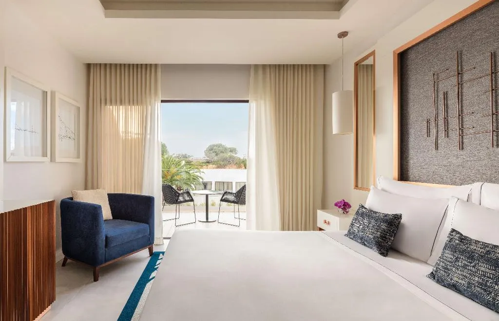 DOUBLE SUPERIOR WITH TERRACE Room, Tivoli Carvoeiro Algarve Resort, Algarve