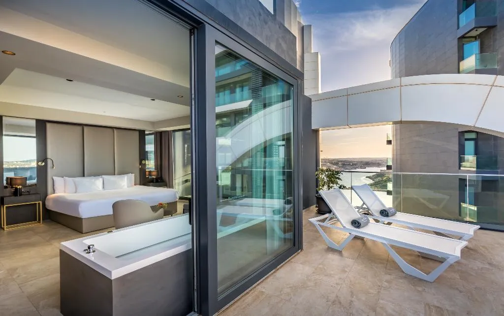 Double or Twin WITH PRIVATE POOL Room, Barcelo Fortina, Malta