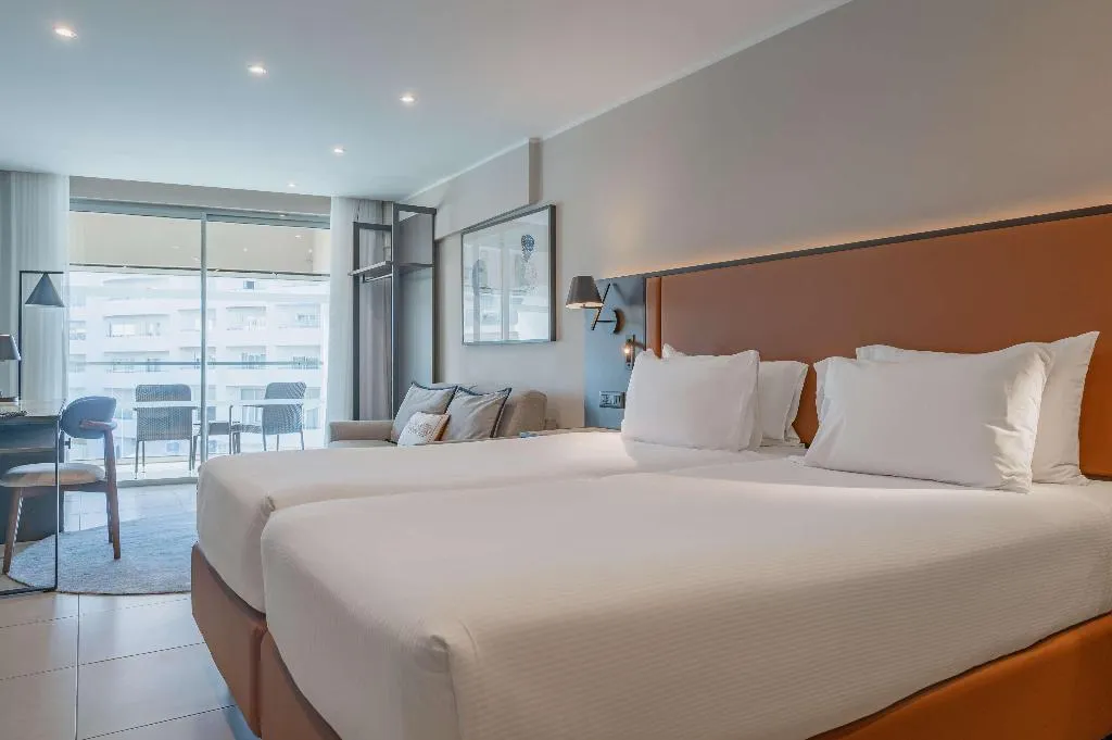 TWIN SUPERIOR Room, DoubleTree by Hilton Malta, Malta