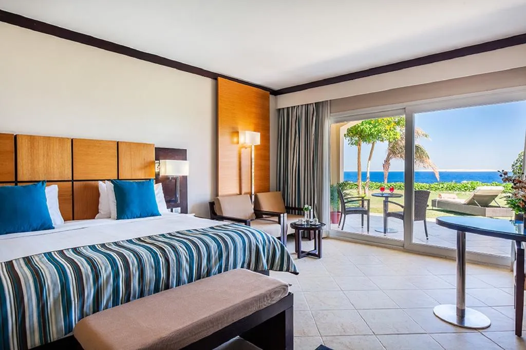 TRIPLE PREMIUM WITH VIEWS Room, Cleopatra Luxury Resort Sharm El Sheikh, Red Sea Riviera