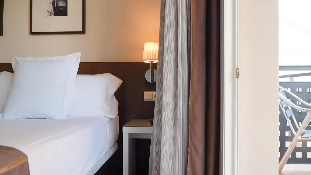 TWIN STANDARD Room, Vertice Sevilla, Seville