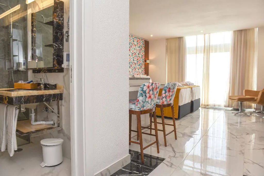 DOUBLE LUXURY Room, Muthu Clube Praia da Oura, Algarve
