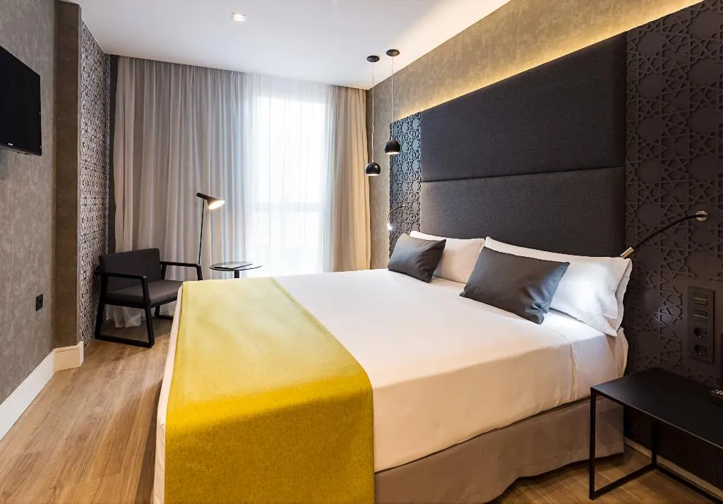 Double or Twin STANDARD Room, Catalonia Giralda, Seville