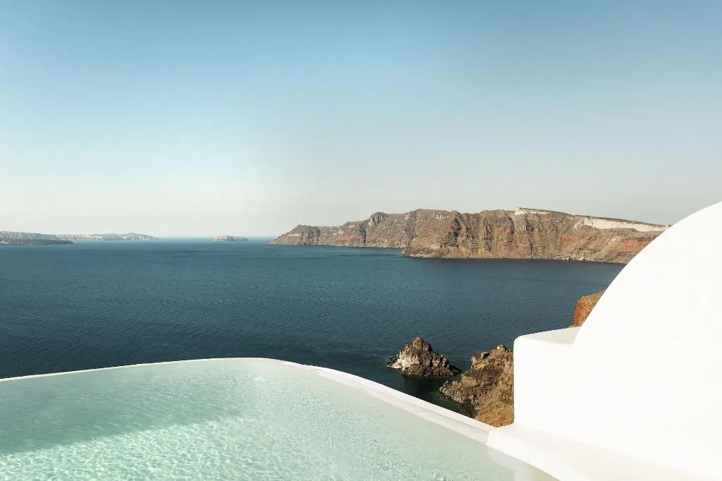 HOME WITH PRIVATE POOL Room, Armenaki Santorini, Santorini