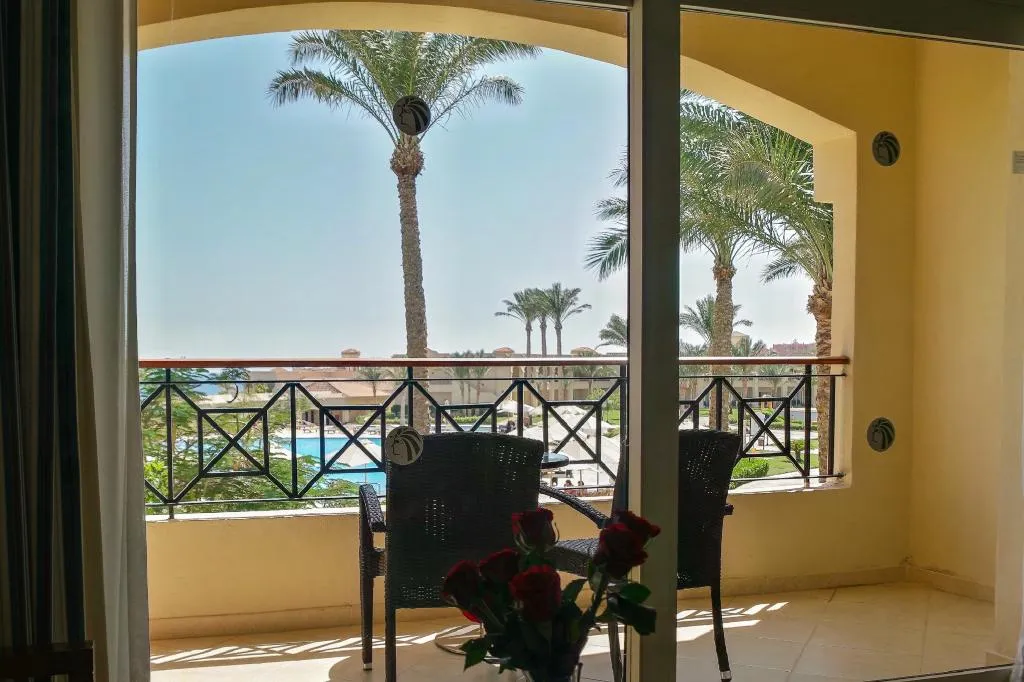 TRIPLE DELUXE SEA VIEW Room, Cleopatra Luxury Resort Sharm El Sheikh, Red Sea Riviera