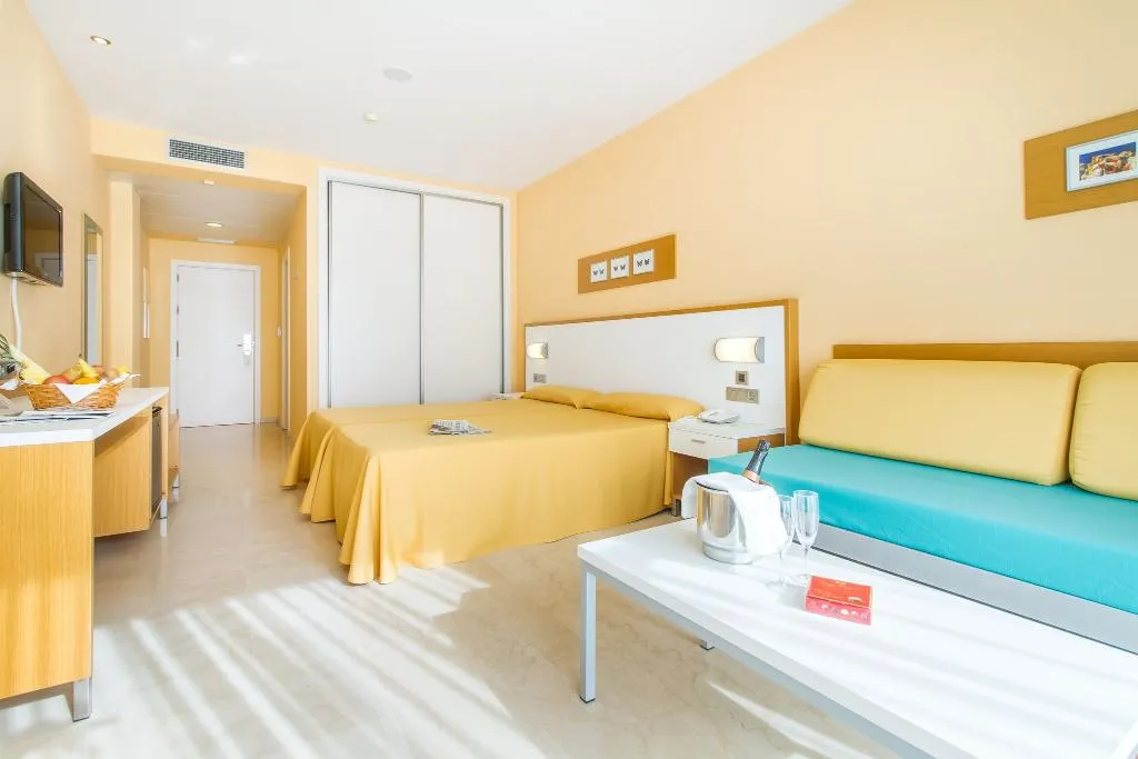 DOUBLE CAPACITY 3 Room, Mediterraneo Hotel, Costa Blanca