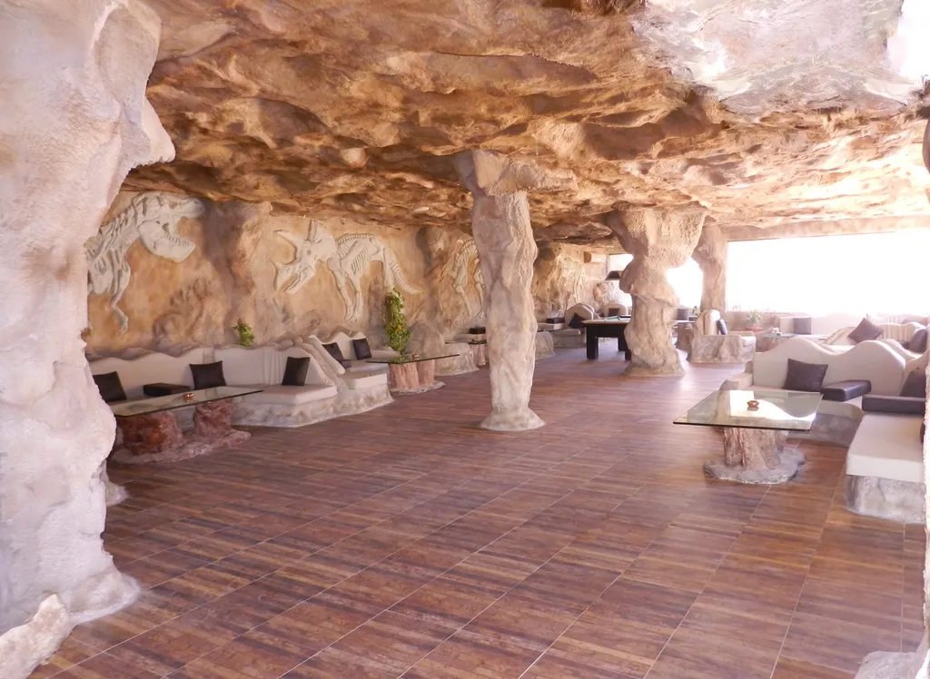 Bar, Caves Beach Resort Hurghada, Red Sea Riviera