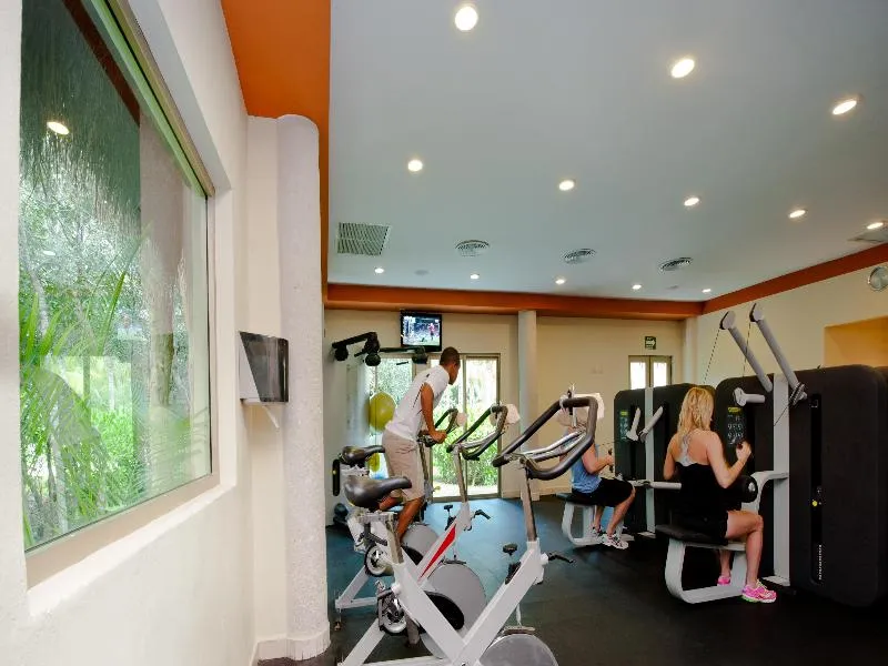 Sports and Entertainment, Valentin Imperial Riviera Maya, Cancun Area