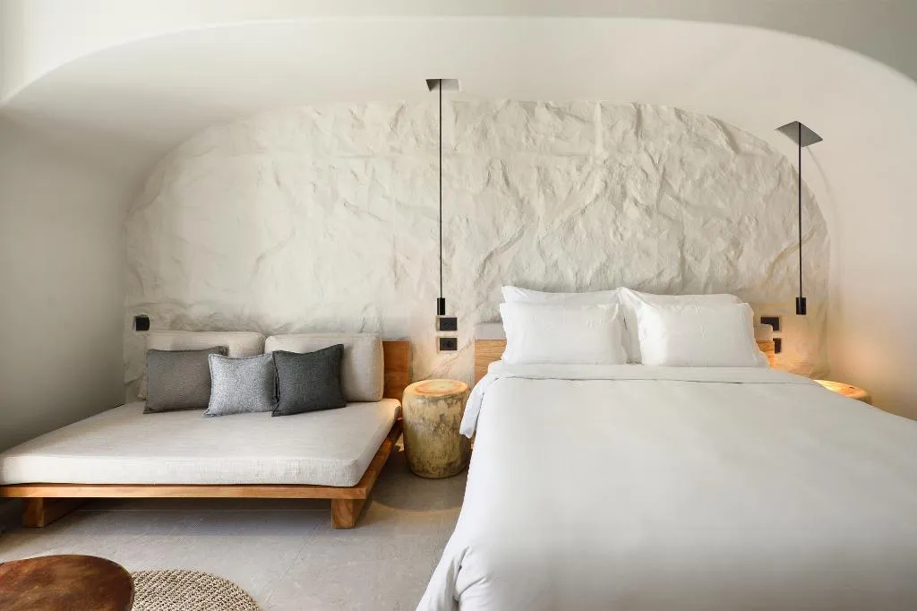 Double or Twin PREMIUM Room, Radisson Blu Zaffron Resort, Santorini